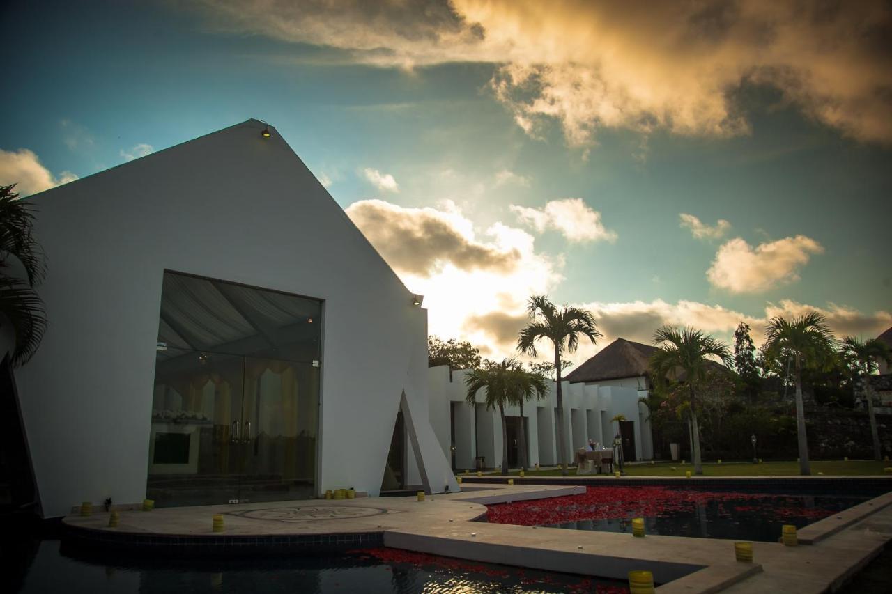 Royal Pool Villa Bali Nusa Dua  Exterior foto